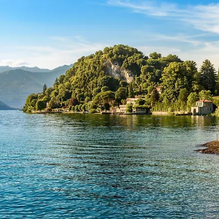 Villa La Dolce Vita: Lake Maggiore 3Br, Fenced Garden, Parking Near Beaches - Happy Rentals Villa *